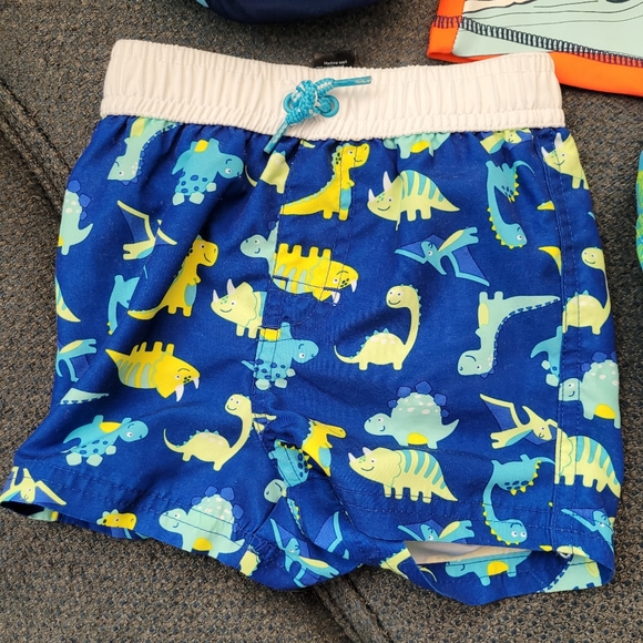 9-12m Bathing suits - Picture 2 of 5